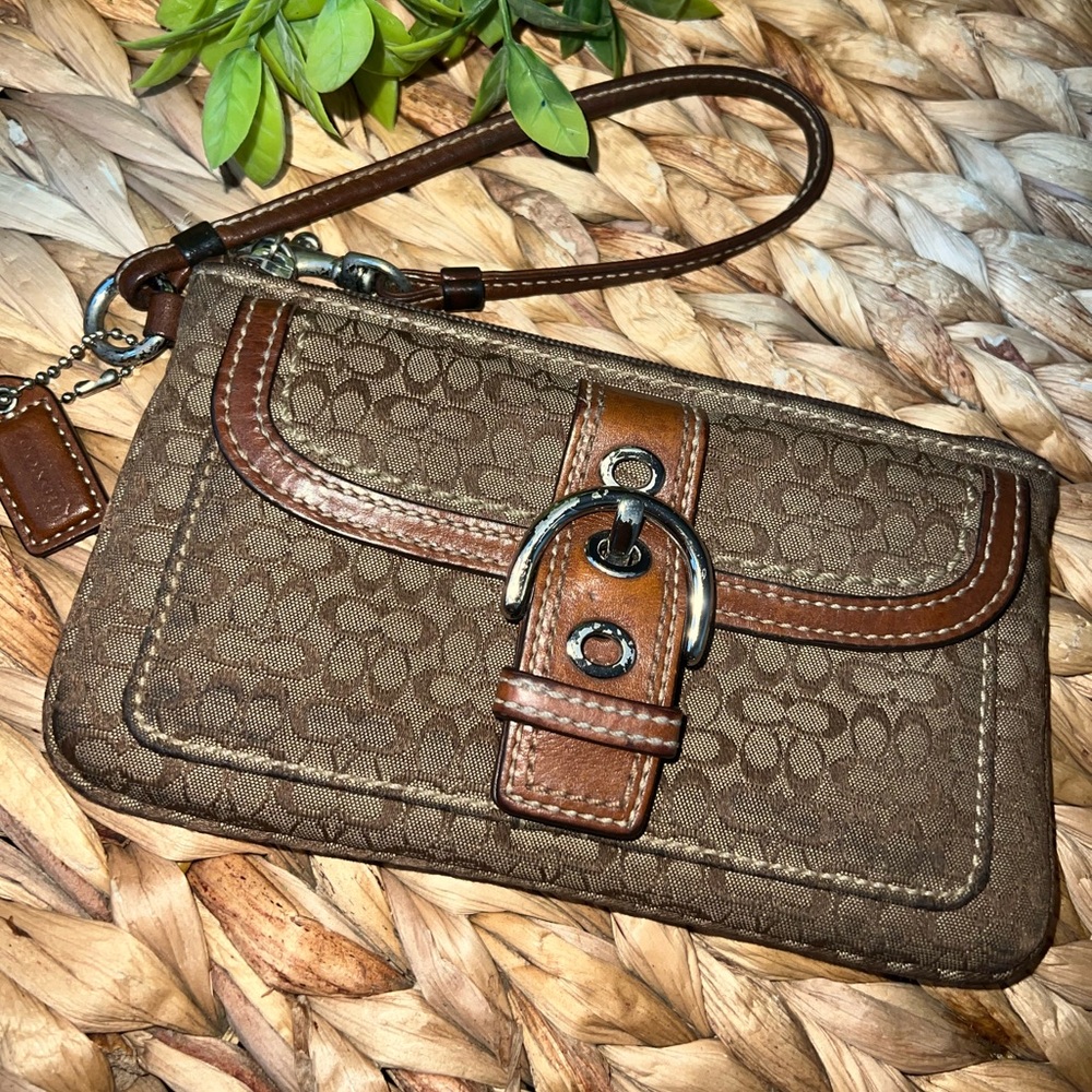 Coach Signature Canvas Buckle Clutch Wrislet